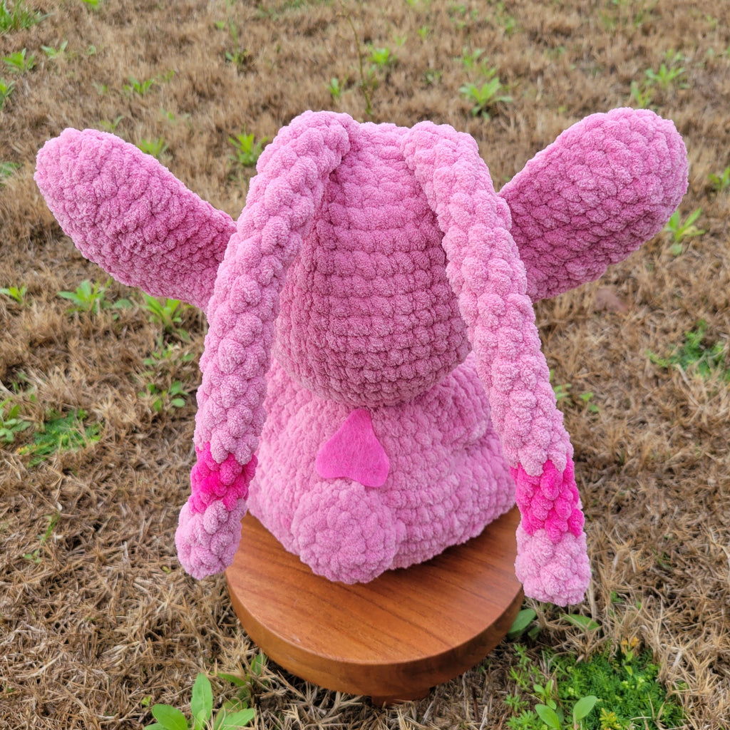 Cosmic Pink Alien Plushie – Out-of-This-World Softness 👾💖