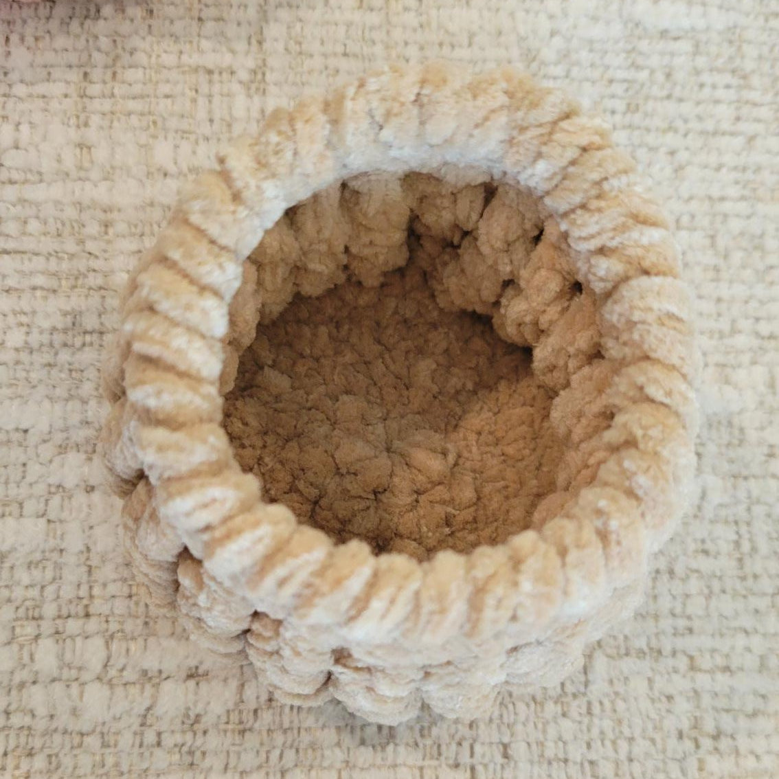 Crochet Flower Coaster with Basket - Floral Design | Handmade Home Décor