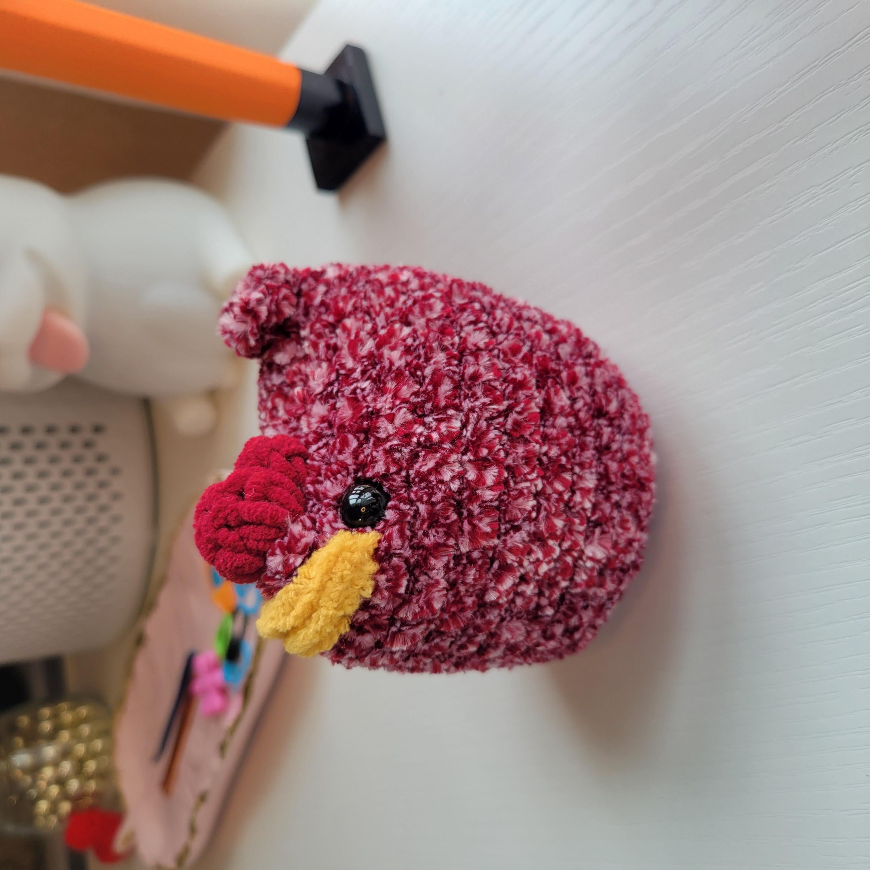 Crochet Chicken Plushie – Soft & Squishable Farmhouse Animal Decor