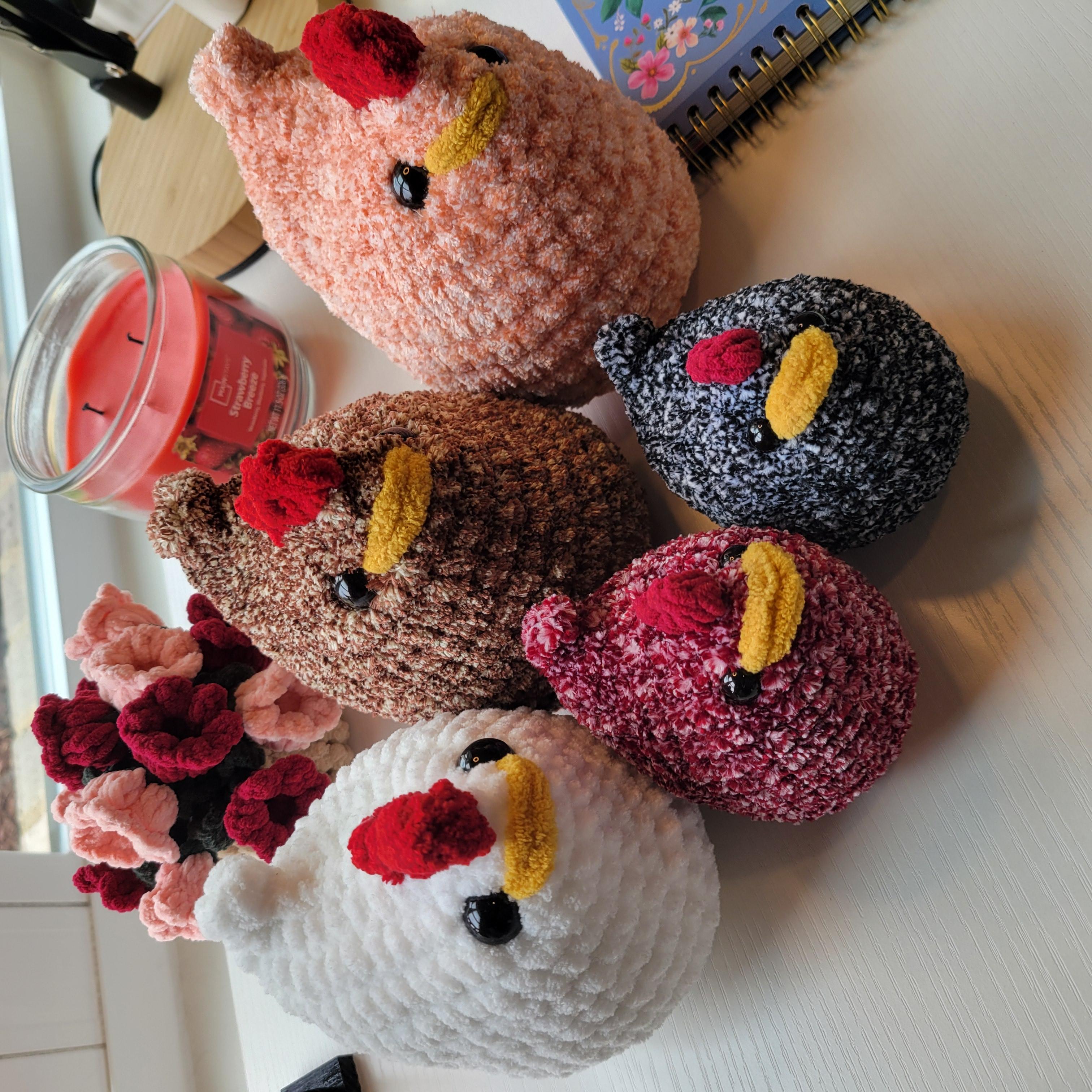 Crochet Chicken Plushie – Soft & Squishable Farmhouse Animal Decor