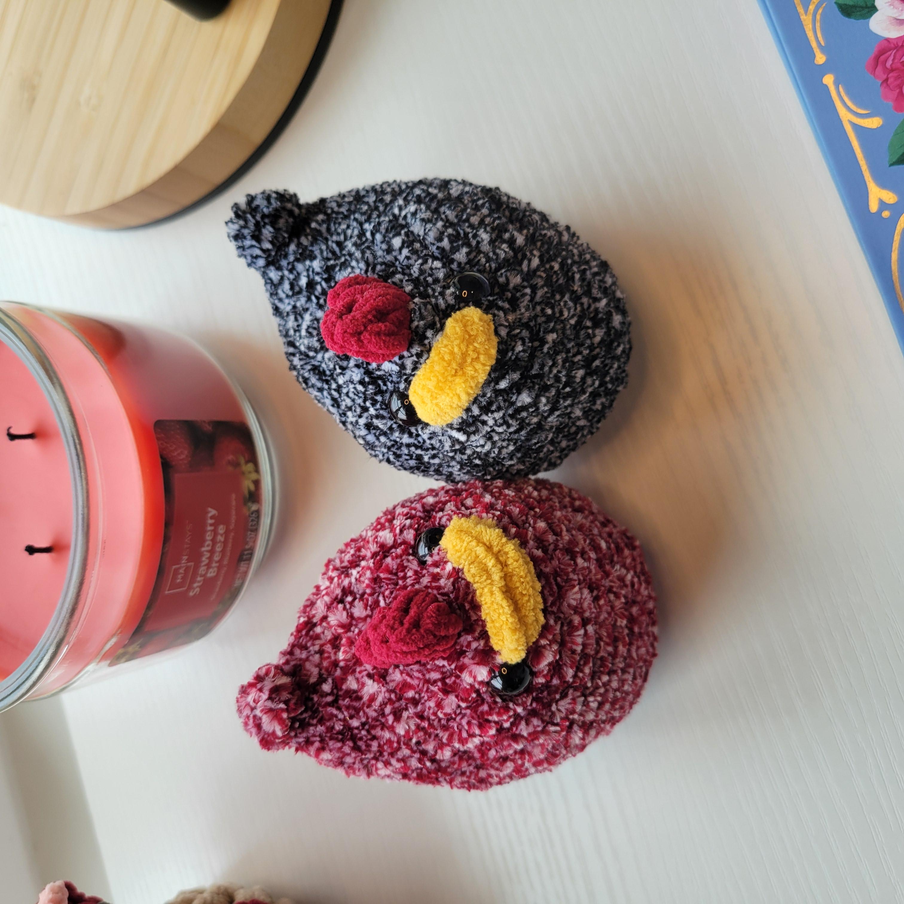 Crochet Chicken Plushie – Soft & Squishable Farmhouse Animal Decor