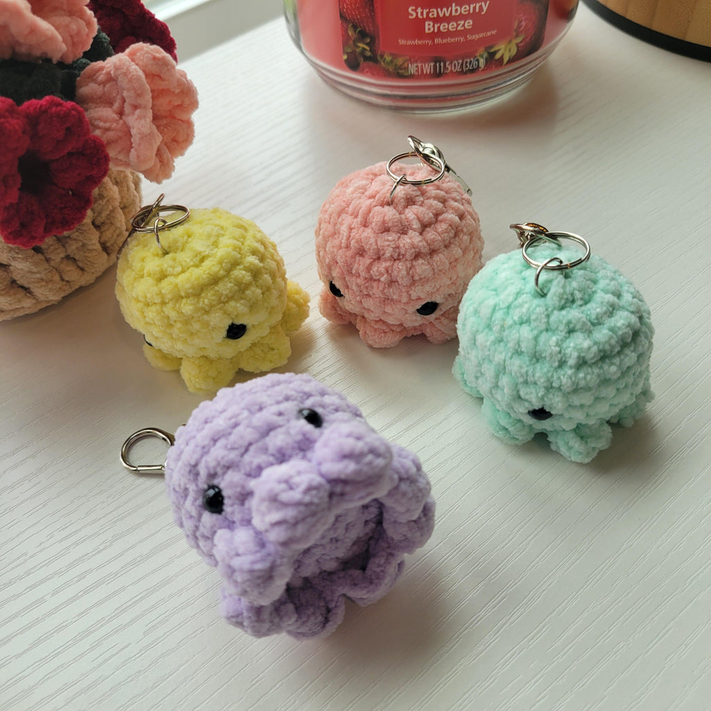 Mini octo keychains - Amigurumi charm accessories for bags