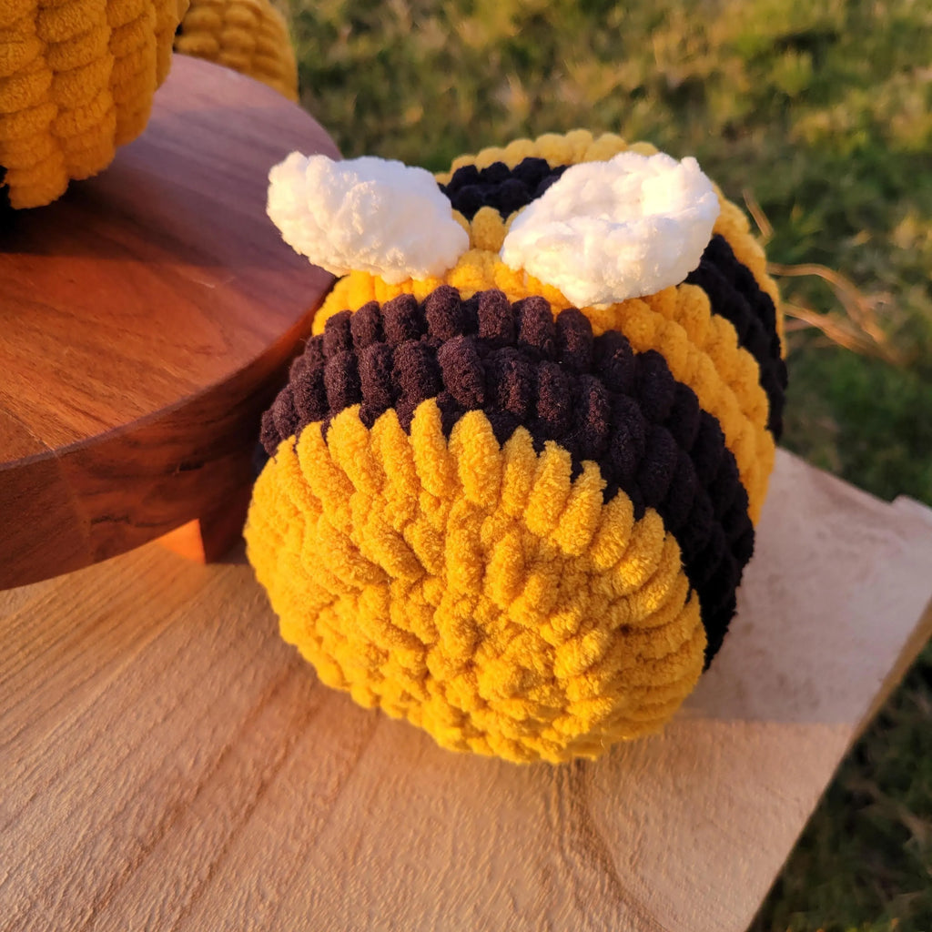 Handmade Crochet Bee Plush – Soft Amigurumi Desk Buddy, Nursery Decor, Polyester Yarn