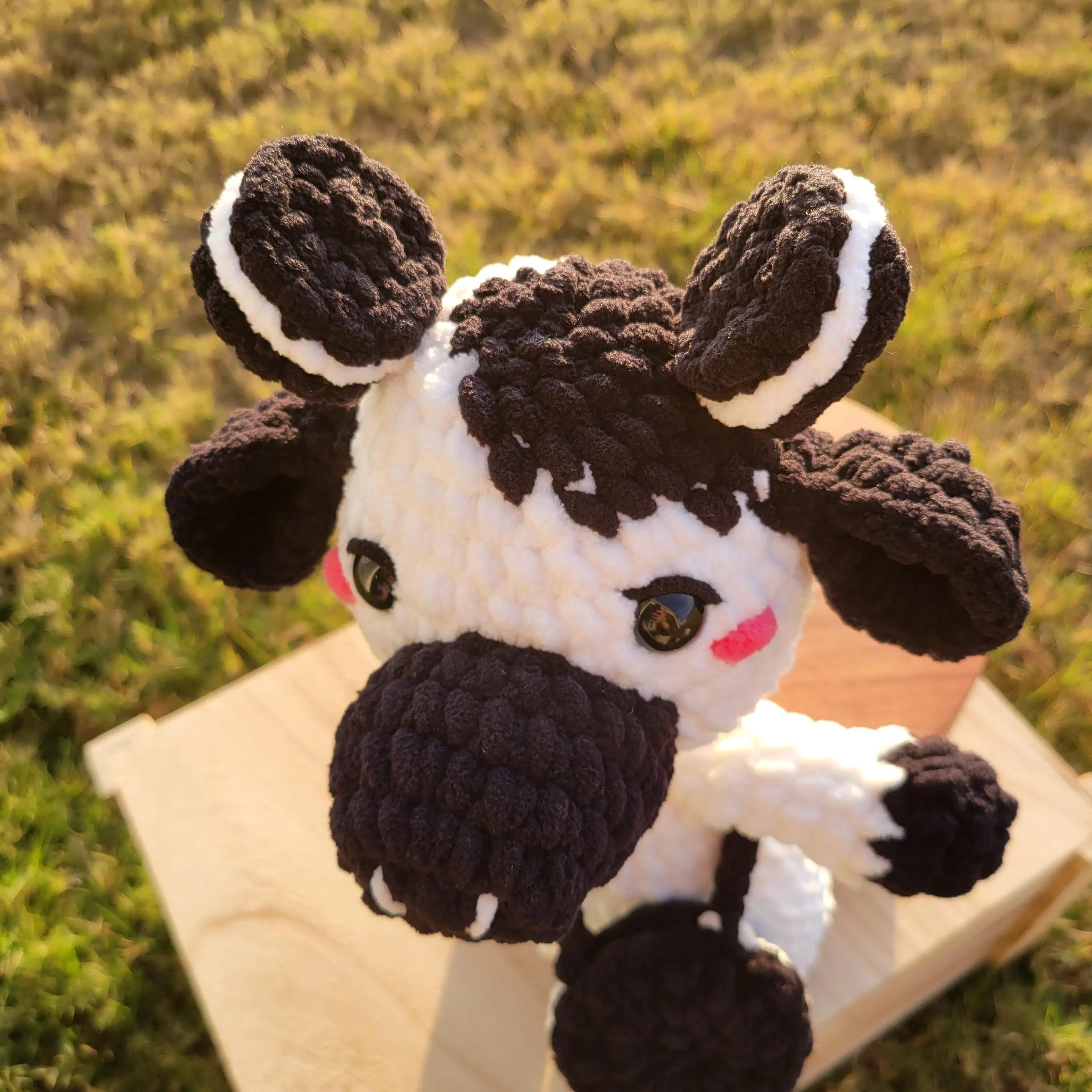 Oreo Cow Crochet Plush – Cookies and Cream Amigurumi Stuffed Dairy Animal – Unique Foodie Gift