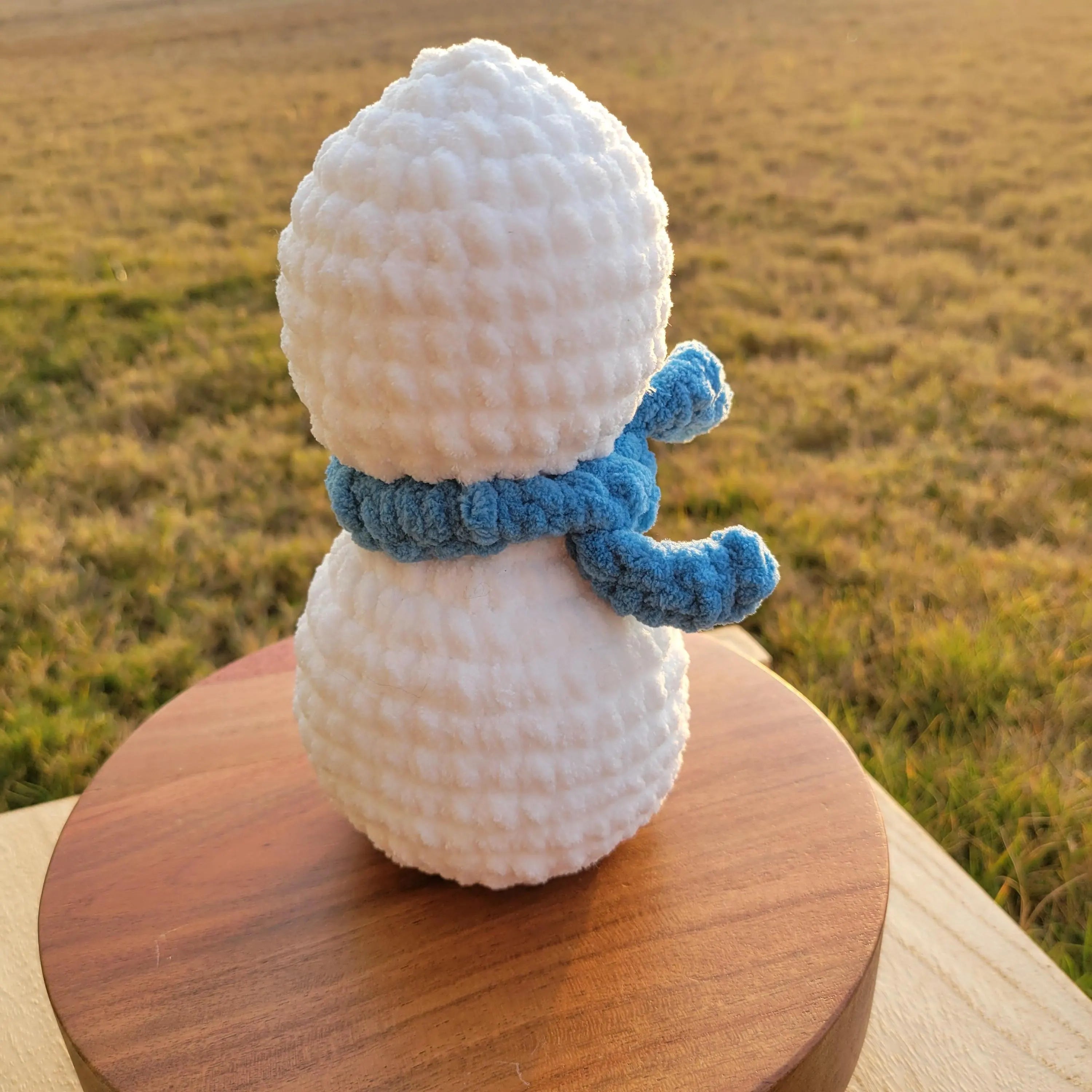 Crochet Snowman Plushy – Amigurumi Snowman with Blue Scarf – Winter Stuffed Holiday Decor 