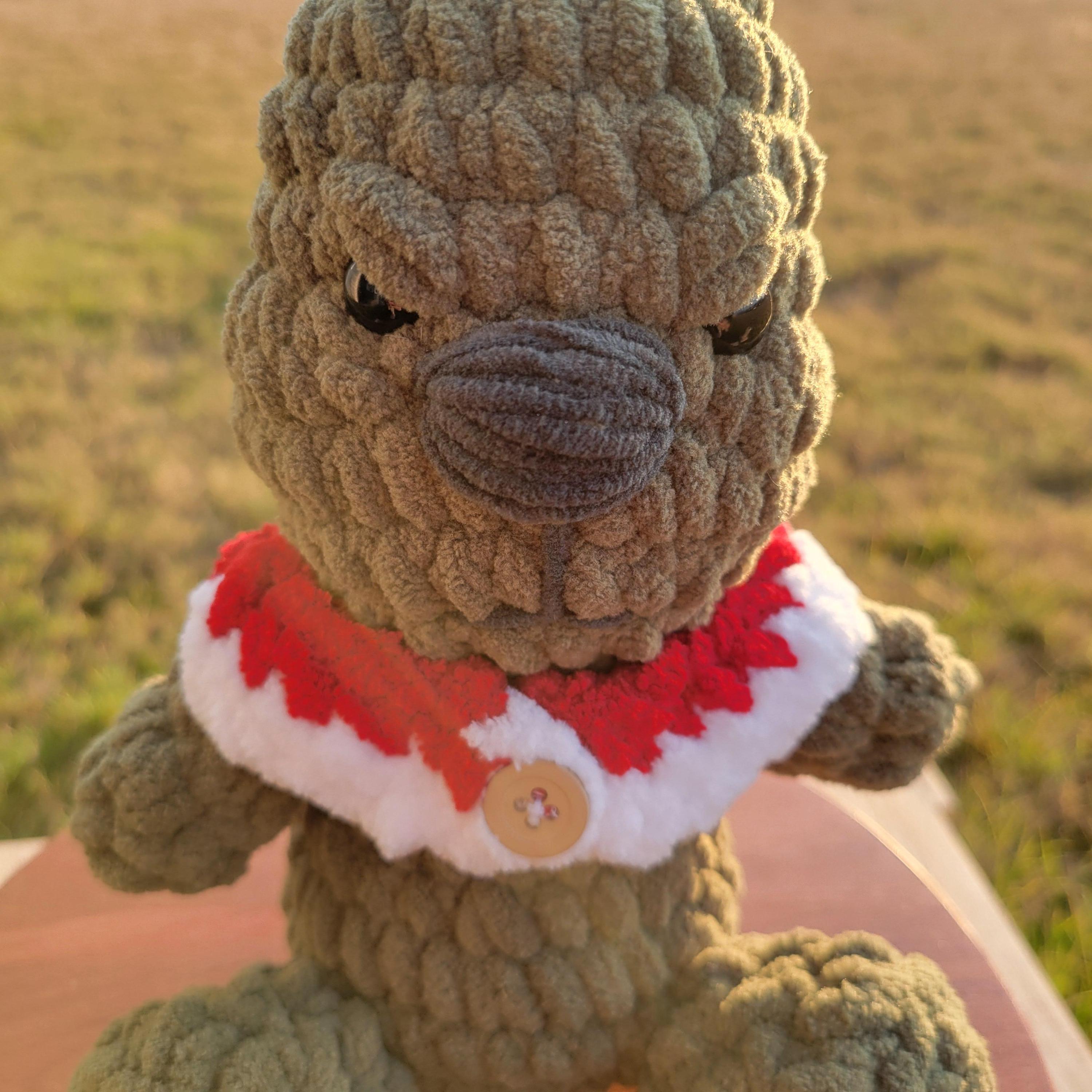 Small Crochet Grinch Plush, Amigurumi Christmas Decor, Green Grumpy Guy Stuffed Toy, Christmas Gift