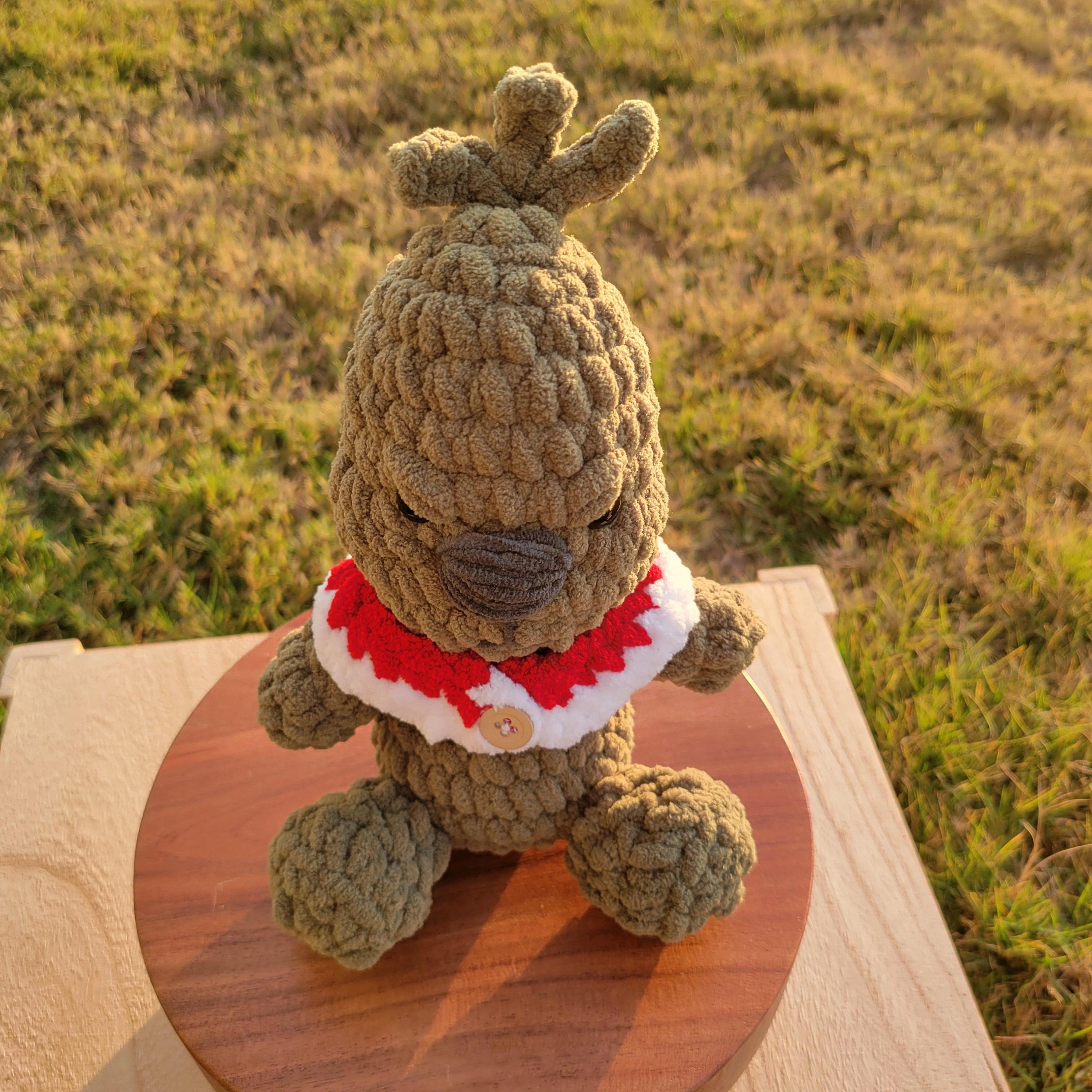 Small Crochet Grinch Plush, Amigurumi Christmas Decor, Green Grumpy Guy Stuffed Toy, Christmas Gift