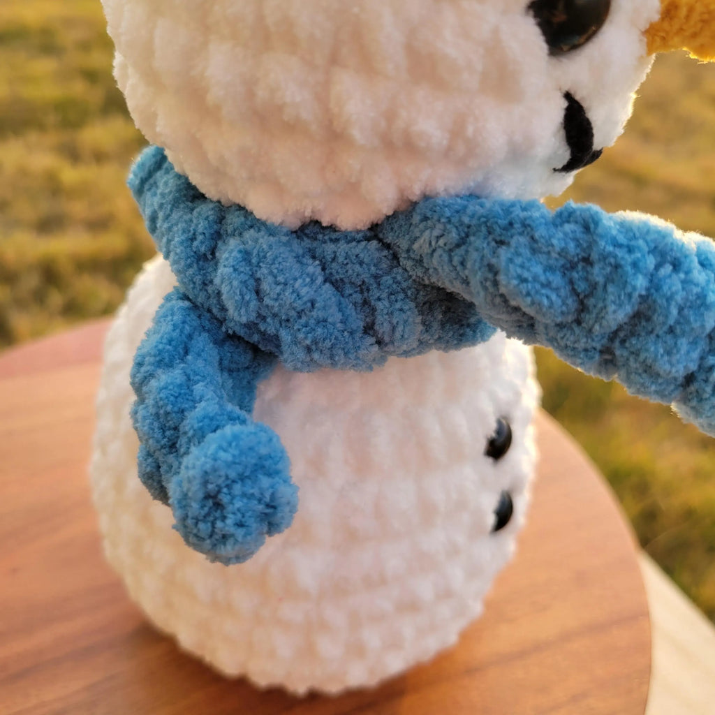 Crochet Snowman Plushy – Amigurumi Snowman with Blue Scarf – Winter Stuffed Holiday Decor 