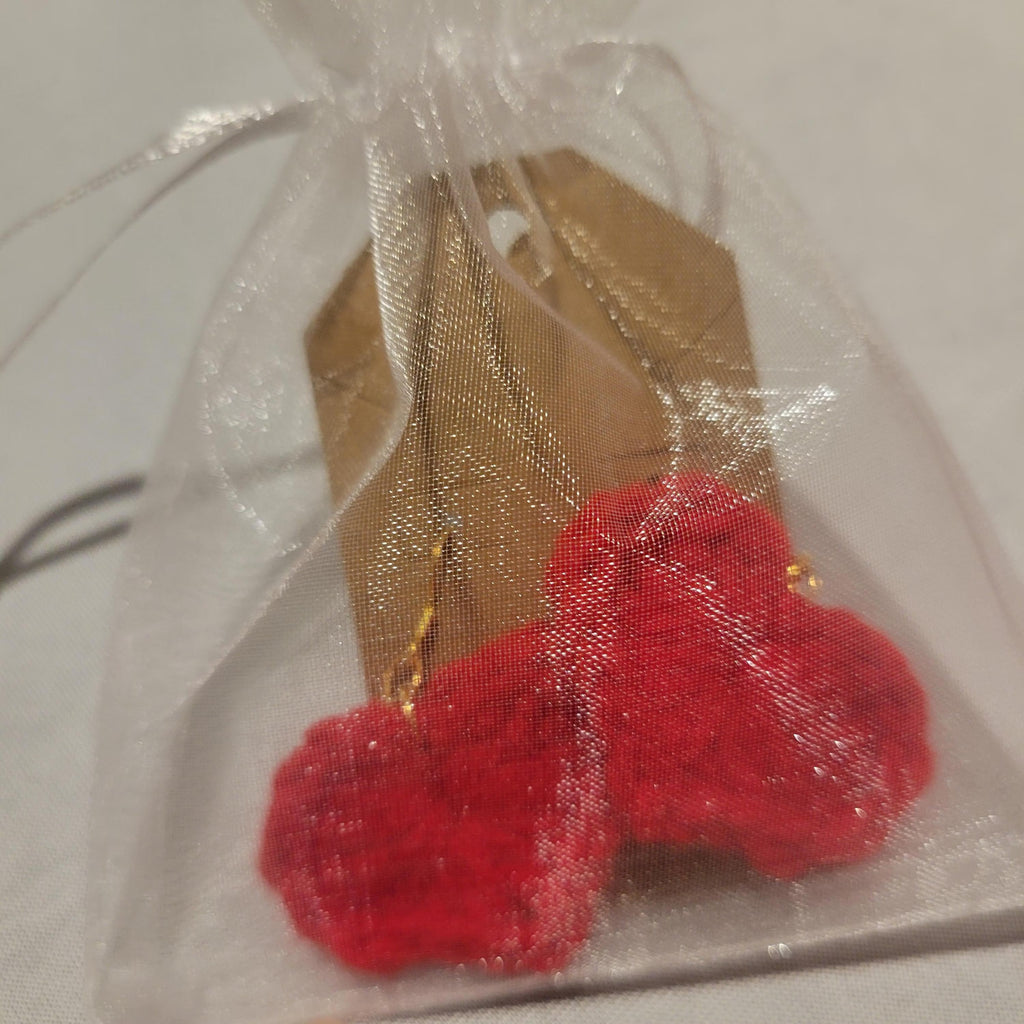 Dangle crochet red heart earrings - handmade jewelry -  Delicate Boho Heart Drops