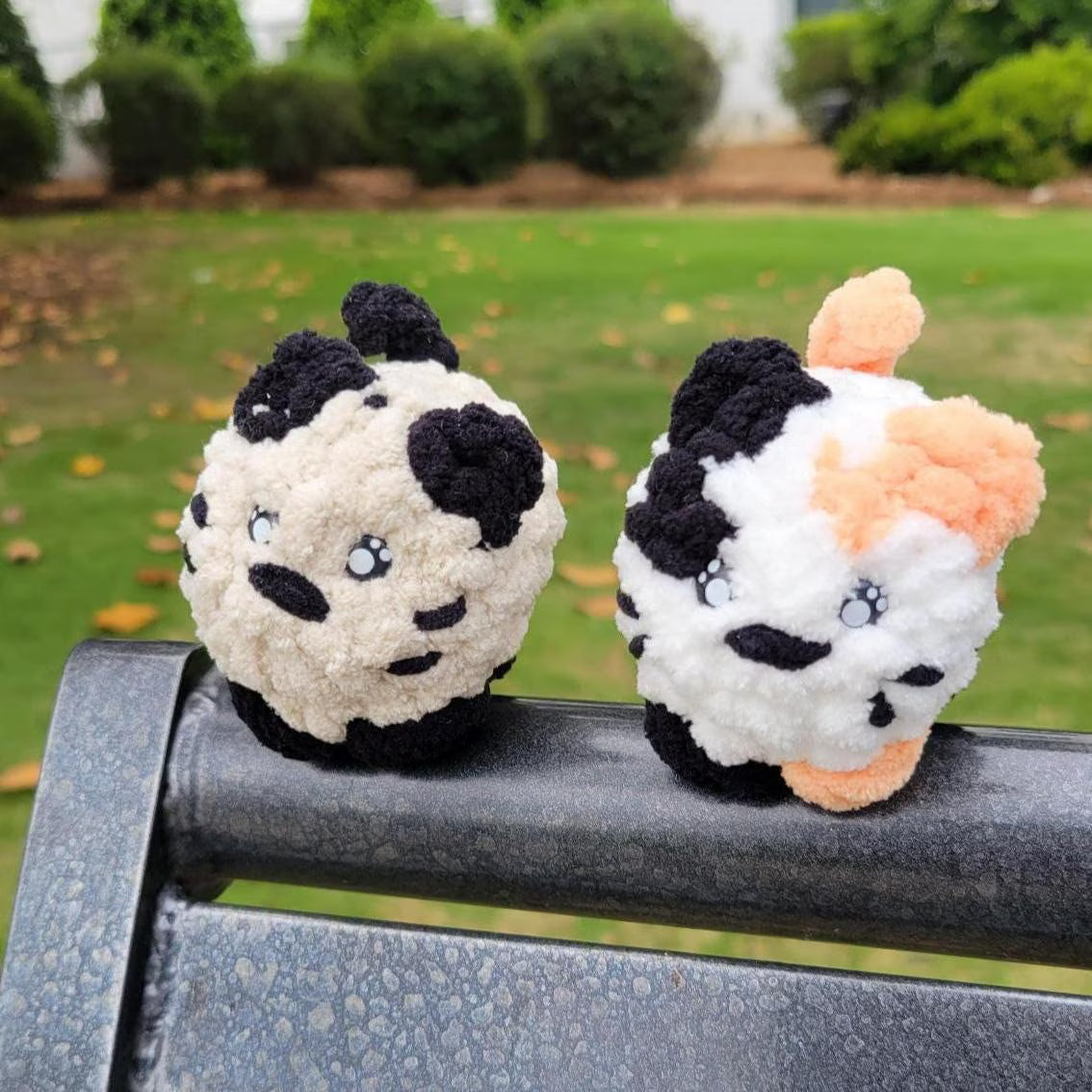 Crochet Mini Mini Cat Amigurumi - Small Kitty Plush Toy, Pocket-Sized Stuffed Animal, Desktop Companion Gift
