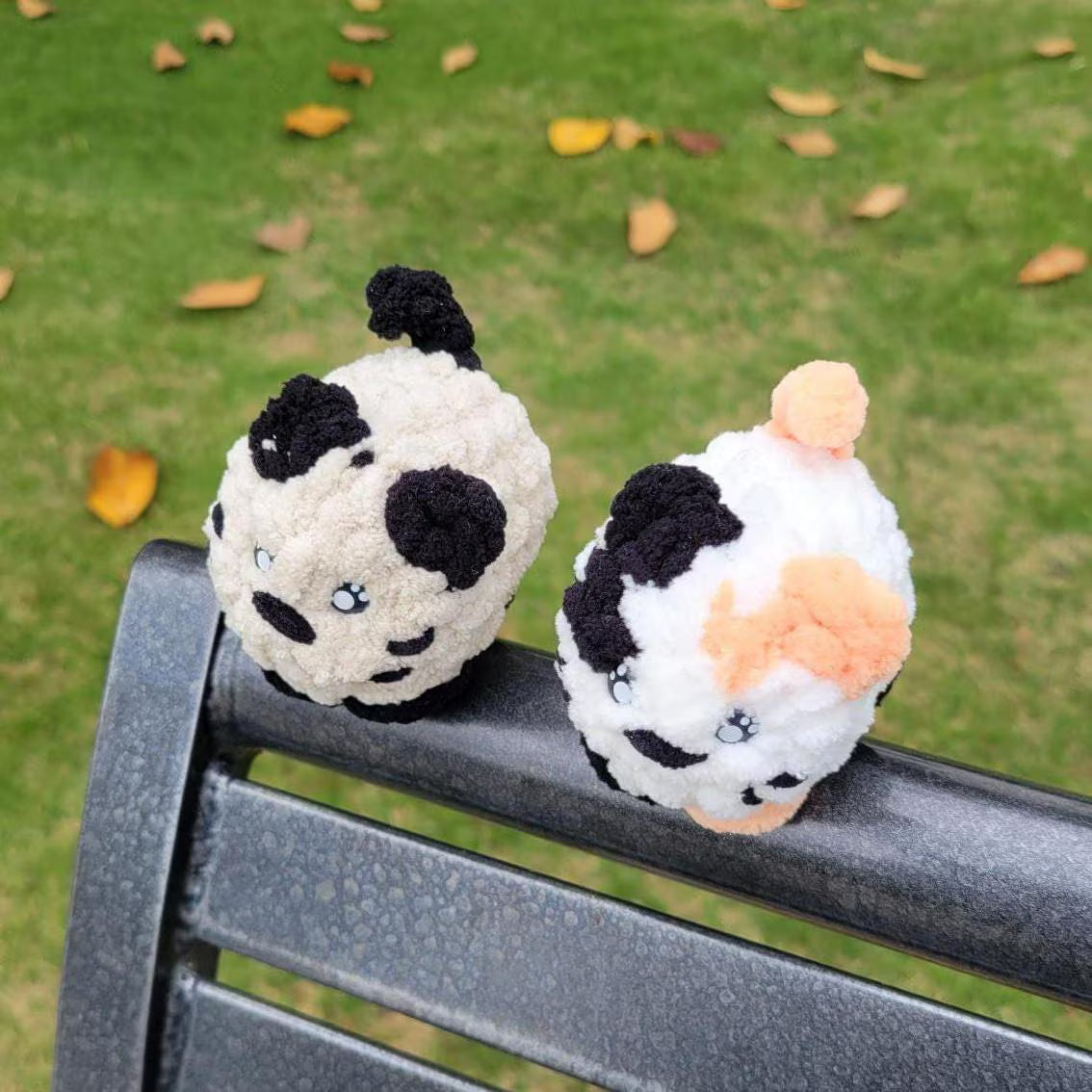 Crochet Mini Mini Cat Amigurumi - Small Kitty Plush Toy, Pocket-Sized Stuffed Animal, Desktop Companion Gift