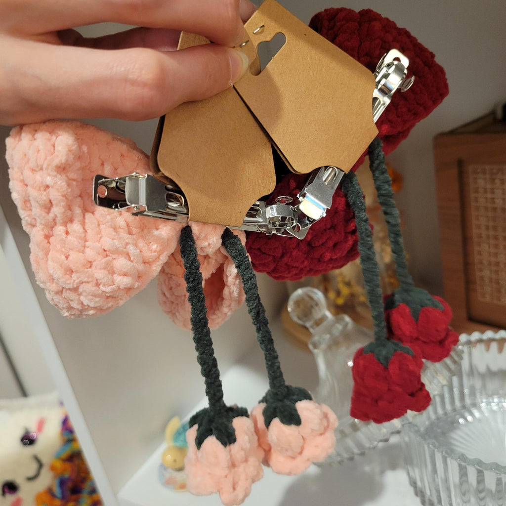 Crochet Tulip Bow Hair Pin – Handmade Soft Chenille Floral Clip