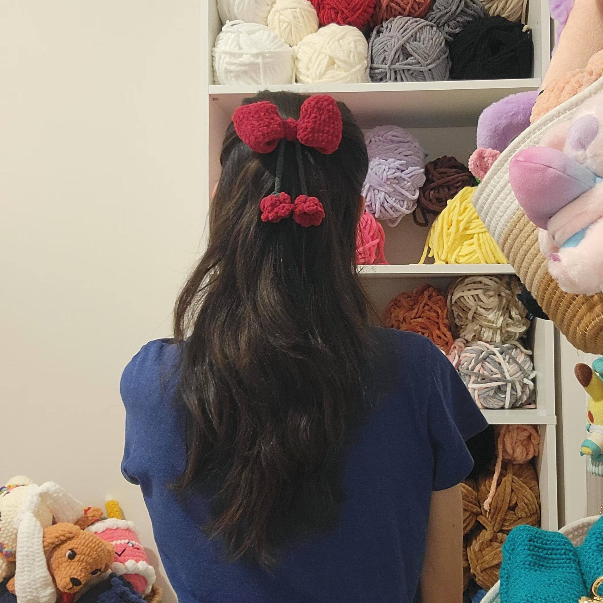 Crochet Tulip Bow Hair Pin – Handmade Soft Chenille Floral Clip