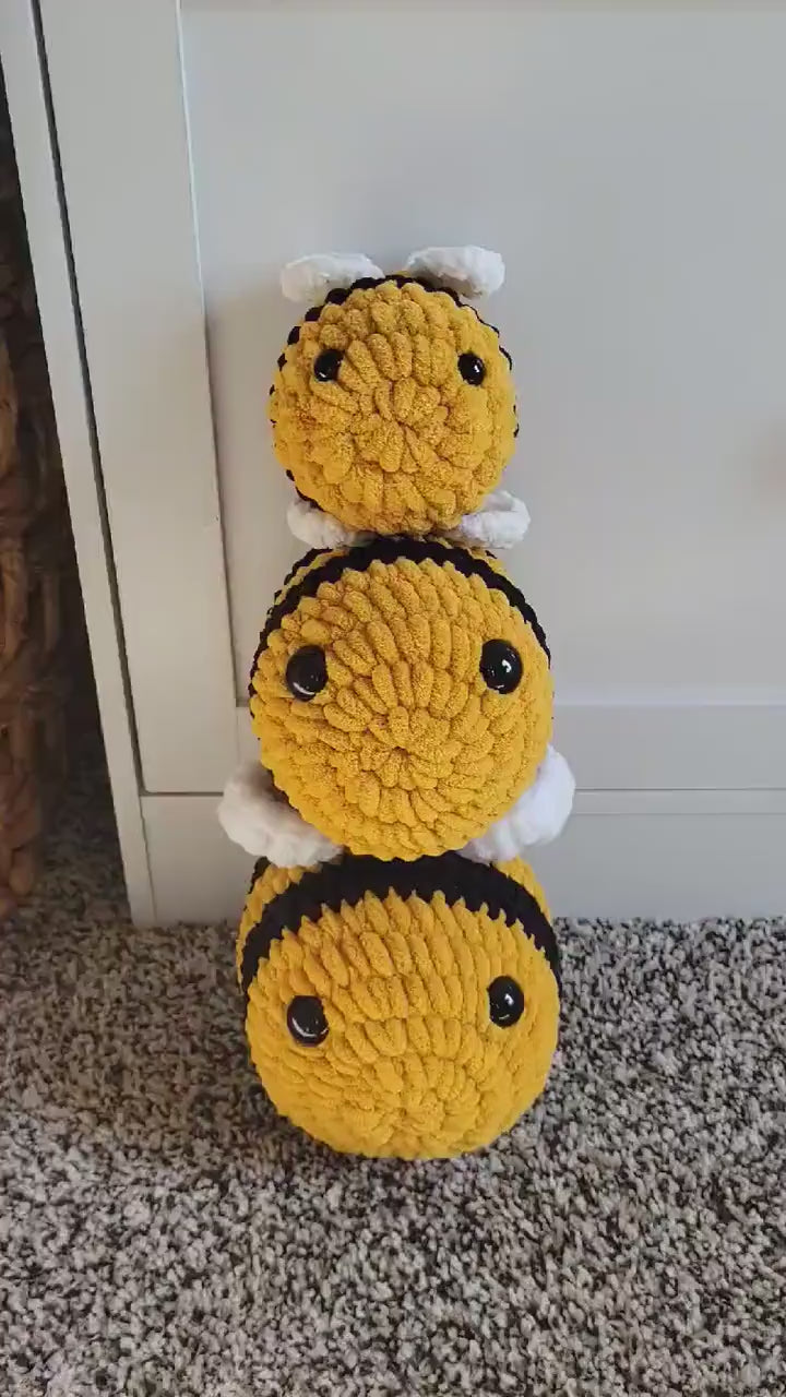 Handmade Crochet Bee Plush – Soft Amigurumi Desk Buddy, Nursery Decor, Polyester Yarn